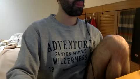 Snapshot of babyhardy chatting on 02-05-25, 11:44 Tom A. online show from 02-05-25, 11:44