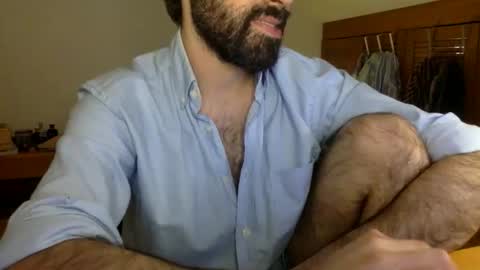 Tom A.    online show from 12-01-25, 06:13