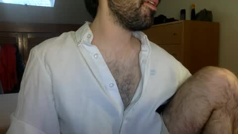 Snapshot of babyhardy chatting on 06-08-26, 10:48 Tom A. online show from 06-08-26, 10:48