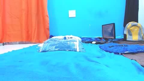 Snapshot of babyjhony chatting on 12-19-24, 02:23 Jhony Naughty Skater online show from 12-19-24, 02:23