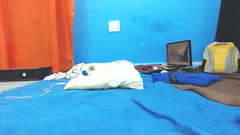 Snapshot of babyjhony chatting on 12-25-24, 05:05 Jhony Naughty Skater online show from 12-25-24, 05:05