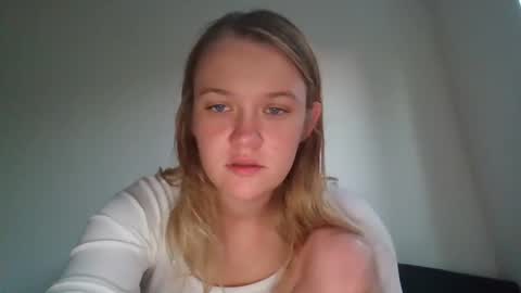 Snapshot of babykay03 chatting on 10-05-25, 11:41 babykay03 online show from 10-05-25, 11:41