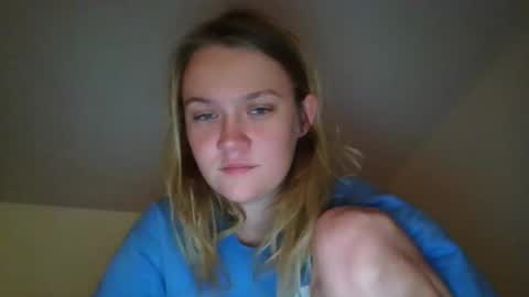 Snapshot of babykay03 chatting on 11-16-25, 09:26 babykay03 online show from 11-16-25, 09:26