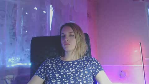 Sonya online show from 03-06-25, 04:08