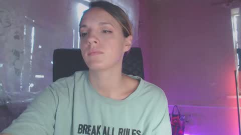 Sonya online show from 09-10-25, 03:39