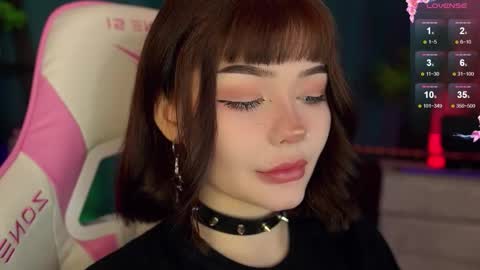 Nika online show from 10-25-25, 05:26