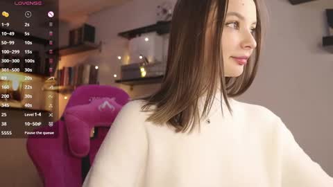 Sasha online show from 02-02-25, 01:08