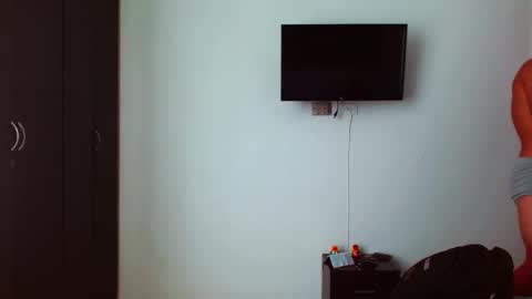 sebas online show from 10-27-25, 04:33