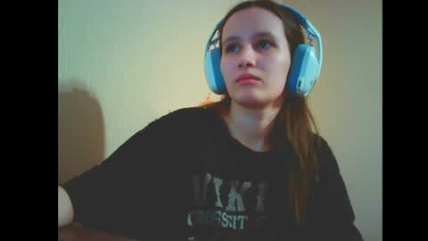 Alice  online show from 02-19-25, 04:44