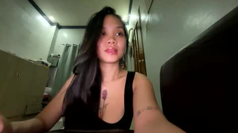 Snapshot of babyzarah2002 chatting on 04-25-26, 02:14 zarah online show from 04-25-26, 02:14