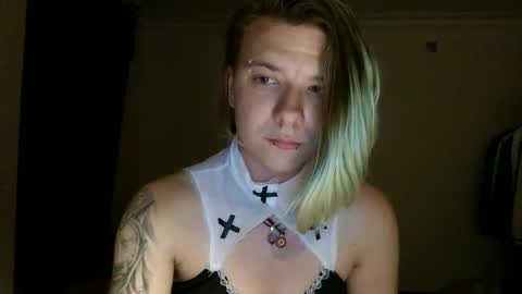 Honey online show from 05-26-26, 02:18