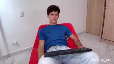Snapshot of badboy_one chatting on 05-20-26, 04:35 jhojan online show from 05-20-26, 04:35