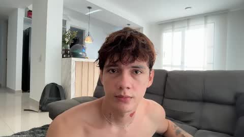 Snapshot of badboy_one chatting on 06-01-26, 01:35 jhojan online show from 06-01-26, 01:35