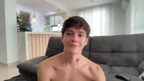 Snapshot of badboy_one chatting on 06-06-26, 01:27 jhojan online show from 06-06-26, 01:27