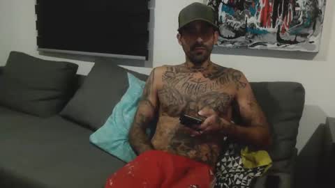 Snapshot of badcouple_ chatting on 09-14-25, 02:11 BadCouple  online show from 09-14-25, 02:11