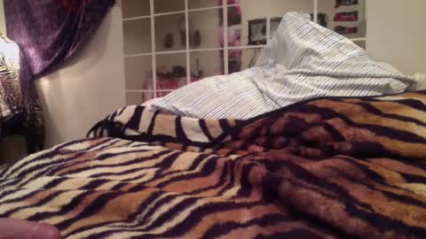 baddie_babe333 online show from 07-03-26, 01:17