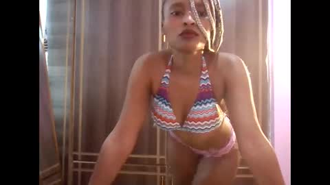 Snapshot of badgalheloves chatting on 05-20-26, 01:28 badgalheloves online show from 05-20-26, 01:28