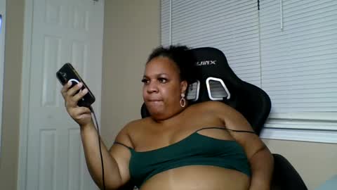 Snapshot of badgirl__brittany chatting on 09-30-25, 02:05 Badgirlbritt your favorite girl online show from 09-30-25, 02:05