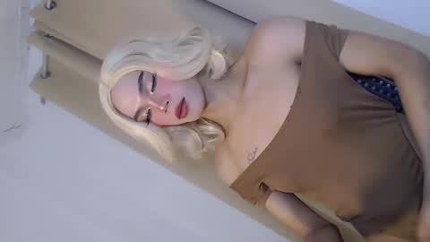 Snapshot of badgirl_jasmine chatting on 06-09-26, 10:27 jasmine online show from 06-09-26, 10:27