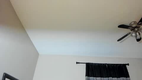 Snapshot of badgirlhalexxx chatting on 12-31-24, 01:15 BadGirlHaleXXX online show from 12-31-24, 01:15