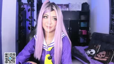 Snapshot of badkatyuska chatting on 04-06-26, 07:59 Please help me to reach 100 thumbs up online show from 04-06-26, 07:59