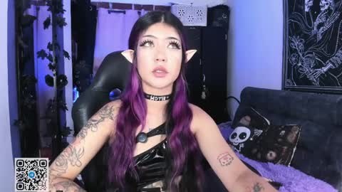 Snapshot of badkatyuska chatting on 04-07-26, 08:42 Please help me to reach 100 thumbs up online show from 04-07-26, 08:42