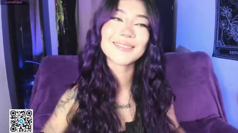 Snapshot of badkatyuska chatting on 05-20-26, 07:09 Please help me to reach 100 thumbs up online show from 05-20-26, 07:09