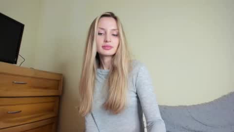 Name online show from 09-12-25, 01:22