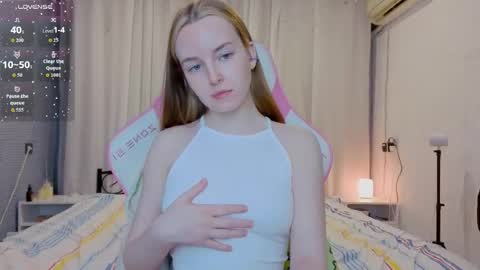 Snapshot of bae_cake_ chatting on 04-26-26, 07:00 Alice online show from 04-26-26, 07:00