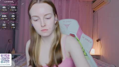 Snapshot of bae_cake_ chatting on 05-17-26, 05:09 Alice online show from 05-17-26, 05:09