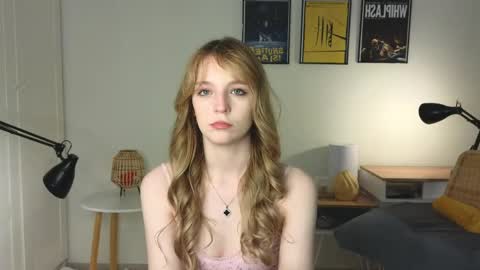 Snapshot of baeyoda chatting on 04-11-26, 04:11 Kate online show from 04-11-26, 04:11