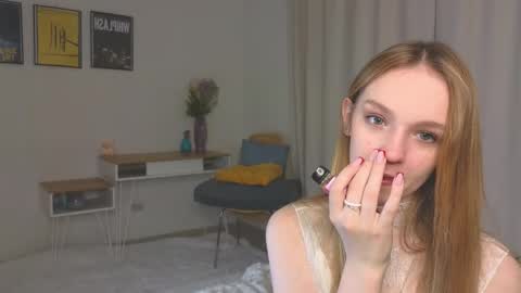 Snapshot of baeyoda chatting on 05-06-26, 04:01 Kate online show from 05-06-26, 04:01