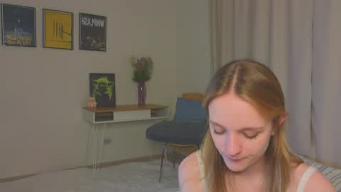 Snapshot of baeyoda chatting on 05-13-26, 04:04 Kate online show from 05-13-26, 04:04