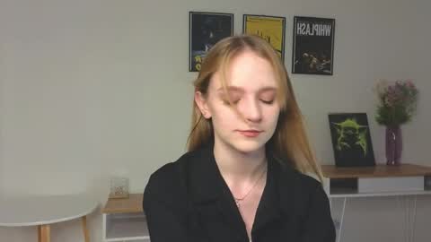 Snapshot of baeyoda chatting on 05-22-26, 04:12 Kate online show from 05-22-26, 04:12