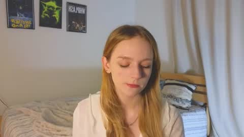 Snapshot of baeyoda chatting on 06-14-26, 04:20 Kate online show from 06-14-26, 04:20