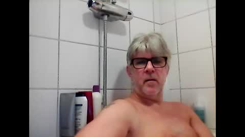 baggelina75 online show from 02-12-25, 05:58