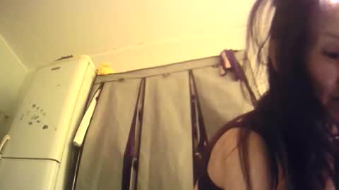 Snapshot of bailliy chatting on 05-02-26, 11:37 bailliy online show from 05-02-26, 11:37