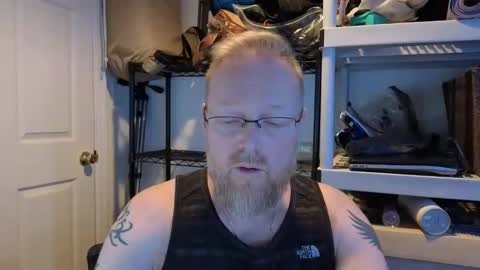 Snapshot of baltomoron69 chatting on 11-03-25, 11:33 baltomoron69 online show from 11-03-25, 11:33