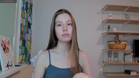 Kira online show from 09-18-25, 01:35