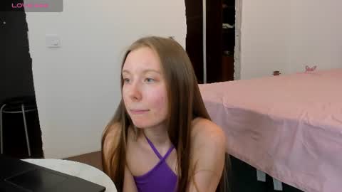 Snapshot of bam_bi chatting on 06-09-26, 08:42 Kira online show from 06-09-26, 08:42