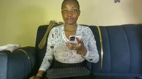 Snapshot of bambi_blush chatting on 11-22-25, 06:51 bambi online show from 11-22-25, 06:51