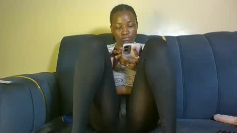 Snapshot of bambi_blush chatting on 11-29-25, 11:08 bambi online show from 11-29-25, 11:08