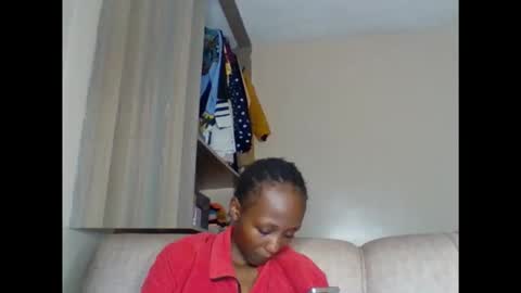 Snapshot of bambi_bunnie chatting on 06-07-26, 11:30 Bambi online show from 06-07-26, 11:30