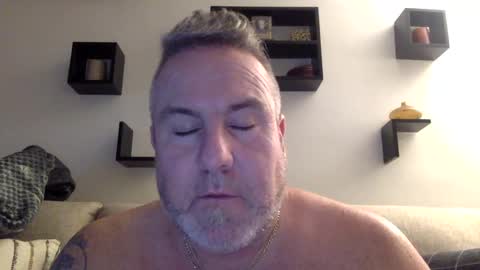 banana5289 online show from 02-08-25, 02:15