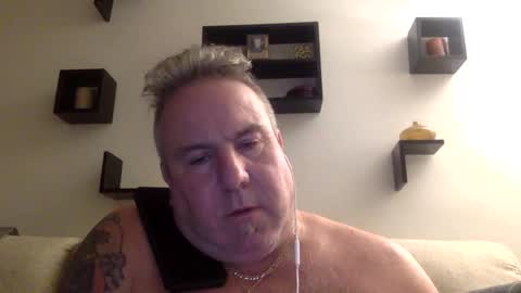 banana5289 online show from 02-20-25, 08:50