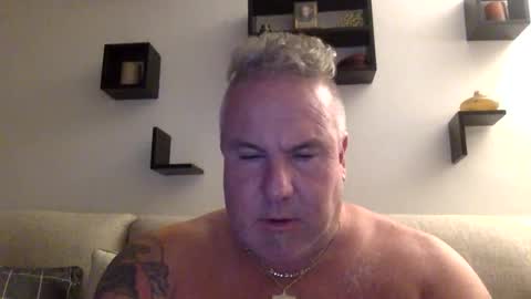 banana5289 online show from 09-17-25, 11:06