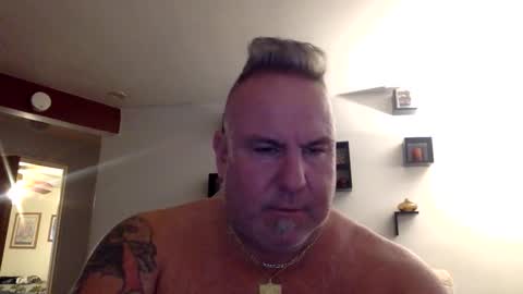 banana5289 online show from 11-17-25, 08:03