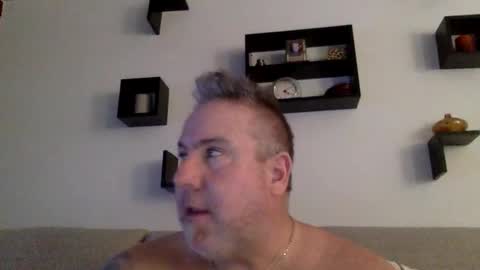 banana5289 online show from 02-04-26, 09:09