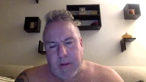 banana5289 online show from 02-28-26, 06:47