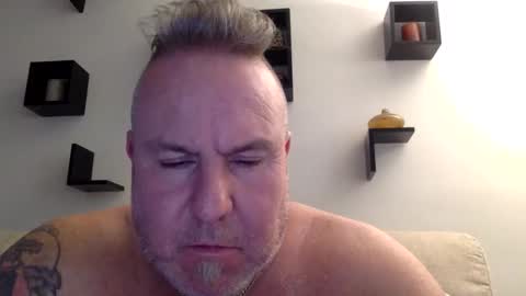 banana5289 online show from 03-18-26, 07:28